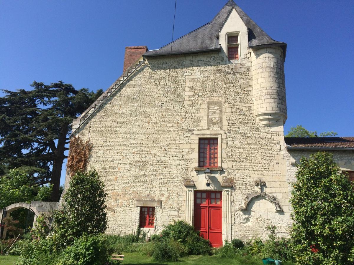 Gite Du Manoir Des Roches Saires エクステリア 写真